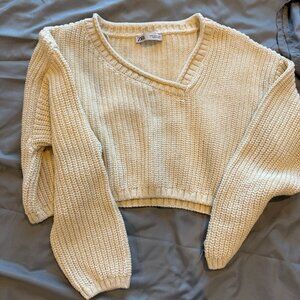 ZARA CREAM CROPPED SWEATER, SIZE MEDIUM